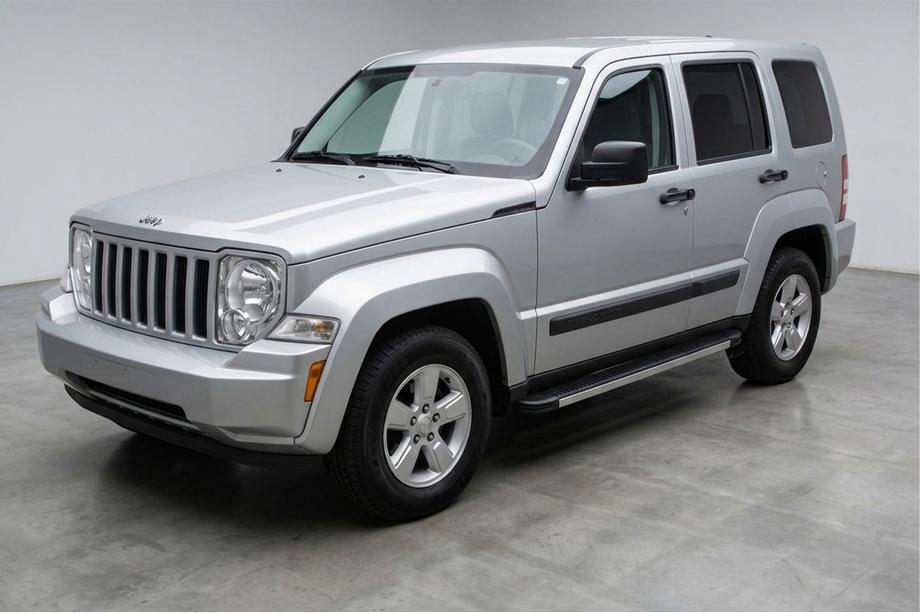 Jeep Cherokee/Liberty 2007-2013 Side Steps Maya V1 (2 pcs, Aluminum) Image