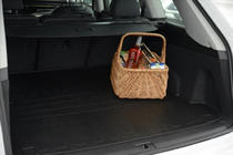 Audi Q7 2015–2026 Rubber Trunk Mat (Stingray) photo 3