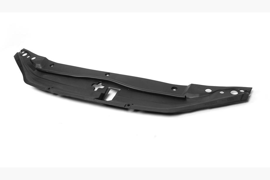 Toyota Land Cruiser 200 2007-2021 Plastic under intercooler for petrol engines Image