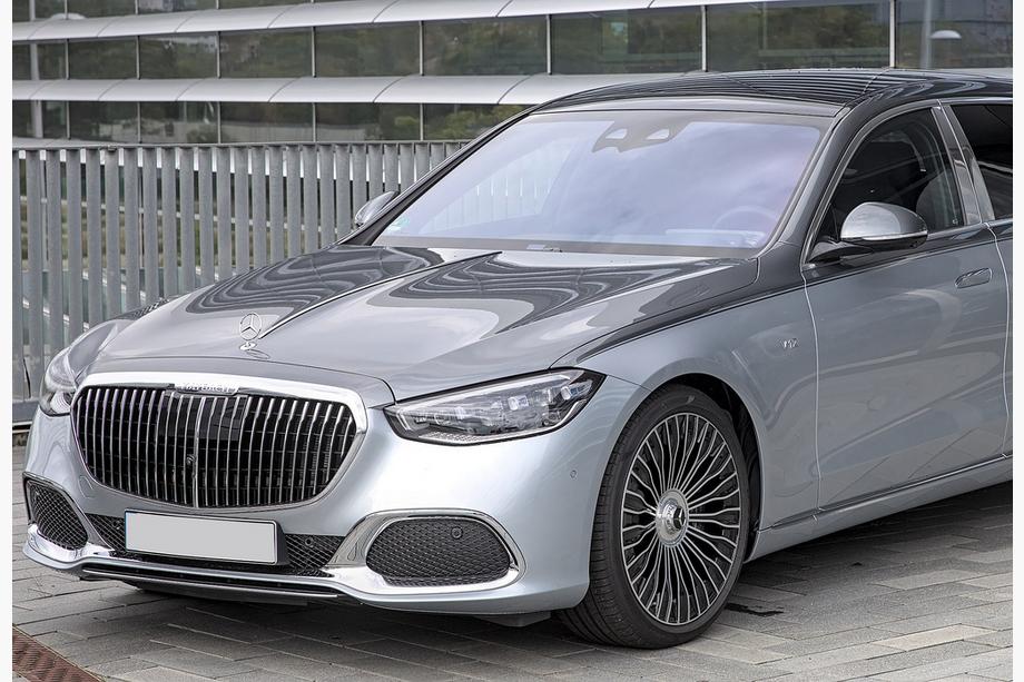 Mercedes S-сlass W223 2020- Body Kit Maybach S680 Image