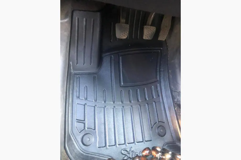 Opel Zafira B 2005–2011 Stingray 3D Rubber Floor Mats (5 pcs, Polyurethane) Image