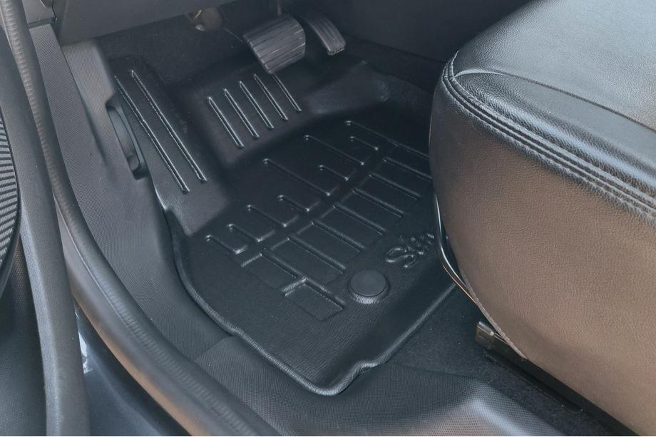 Renault Zoe 2019- Stingray 3D Rubber Floor Mats Image