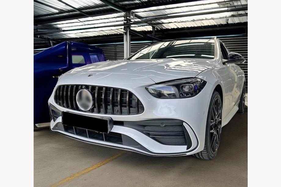 Mercedes C-class W206 2022- Front Grille GT Panamericana (for AMG-Line) Image
