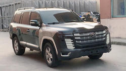 Toyota Land Cruiser 200 2007-2021 Facelift Kit to LC 300 High-Line (V1) photo 2