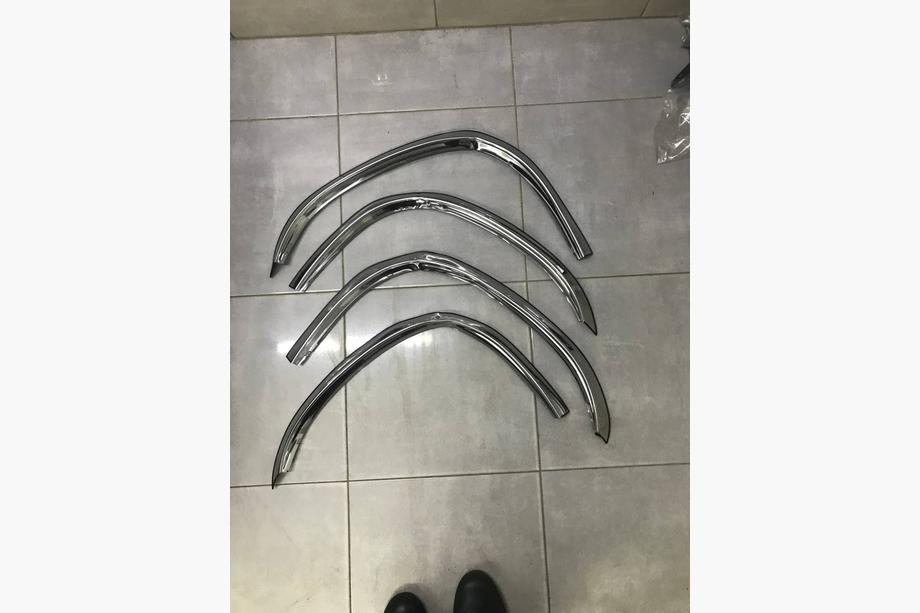 Volkswagen T4 Transporter 1990-2003 SALE! Fender Trim (4 pcs, Stainless Steel) Image