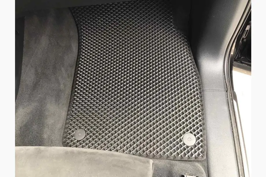 Audi Q7 2015–2026 EVA Floor Mats (black) Photo 9