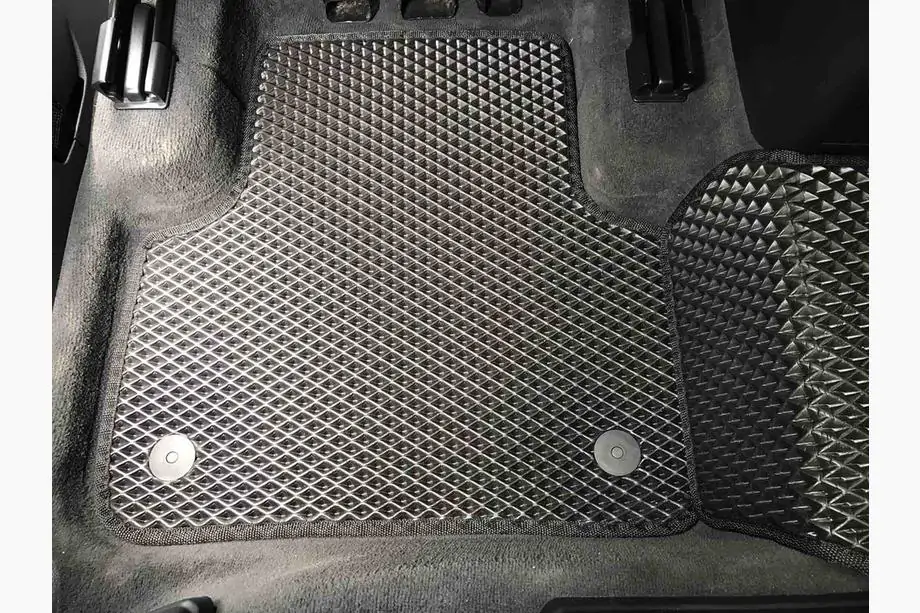 Audi Q7 2015–2026 EVA Floor Mats (black) Photo 15