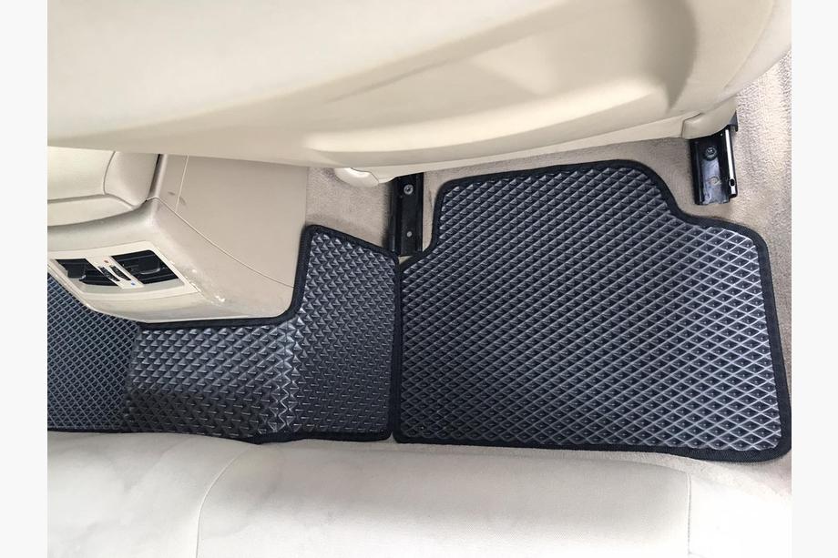 BMW 3 Series E90/E91 2005-2011 EVA Floor Mats (black) Photo 9