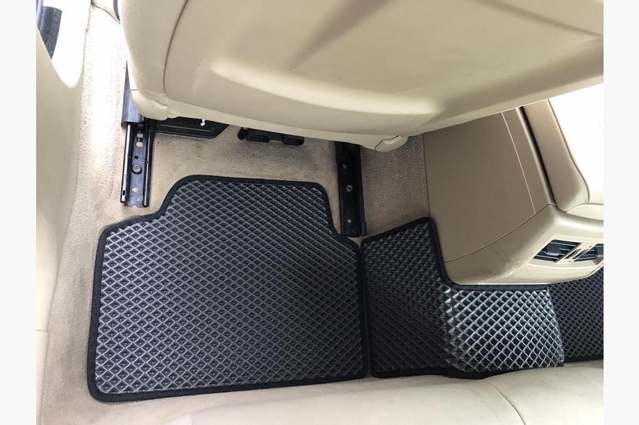 BMW 3 Series E90/E91 2005-2011 EVA Floor Mats (black) Photo 10