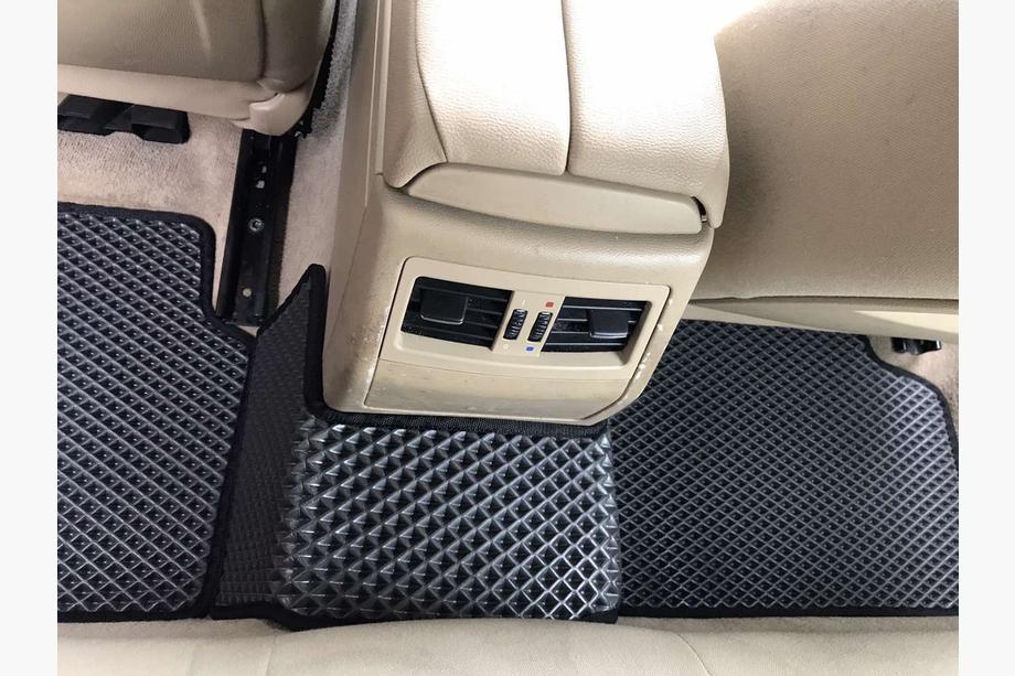 BMW 3 Series E90/E91 2005-2011 EVA Floor Mats (black) Photo 11