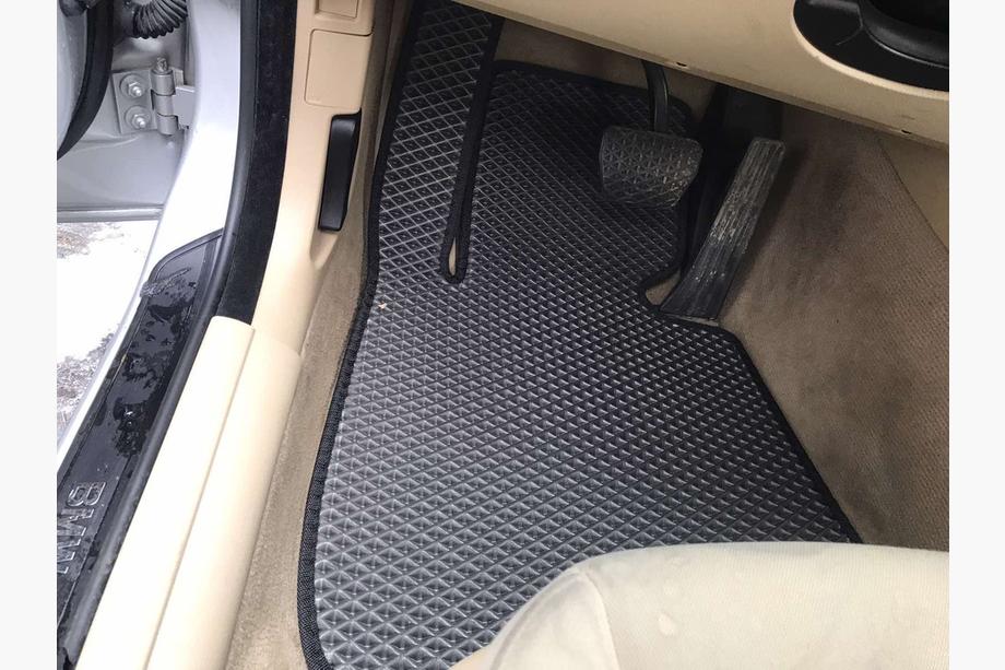 BMW 3 Series E90/E91 2005-2011 EVA Floor Mats (black) Photo 3