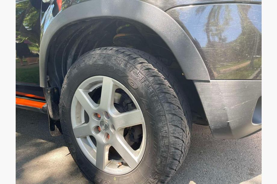 Dacia Duster 2008-2018 Fender flares (4 pcs, black ABS) Photo 5
