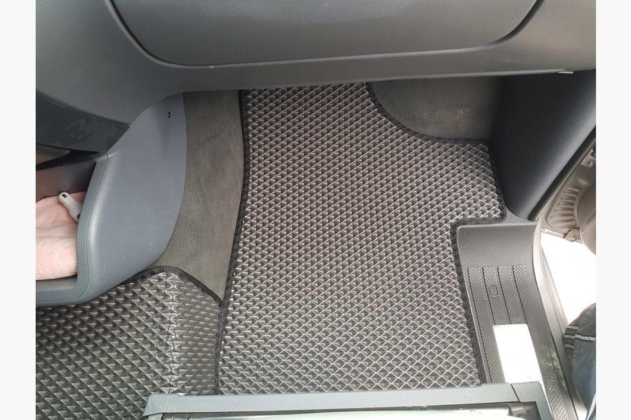 Mercedes Viano 2004-2014 EVA V2 Floor Mats (Pickup Only, Full Set, Black) Photo 12