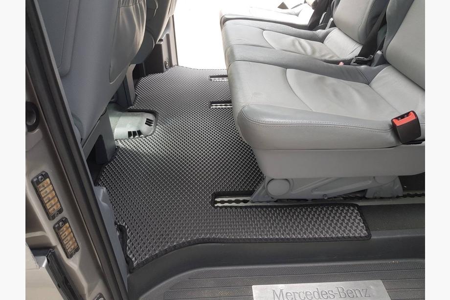 Mercedes Vito W639 2004-2014 EVA V2 Floor Mats (Pickup Only, Full Set, Black) Photo 4
