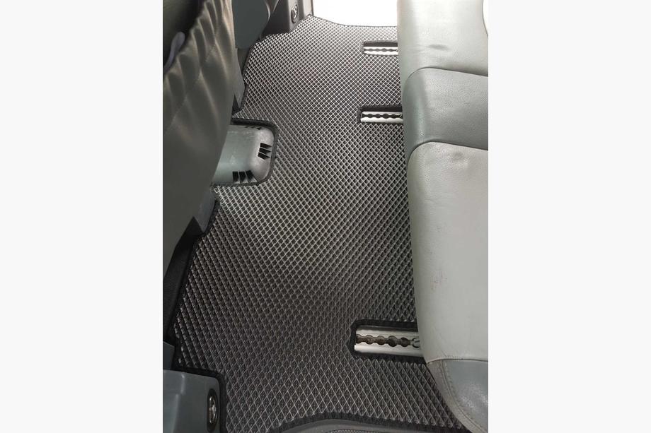 Mercedes Vito W639 2004-2014 EVA V2 Floor Mats (Pickup Only, Full Set, Black) Photo 7