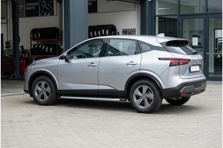 Nissan Qashqai 2021- Side Steps Fullmond (2 pcs, Aluminum) Image
