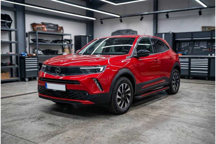 Opel Mokka 2021- Side Steps Maya Red (2 pcs, Aluminum) Image