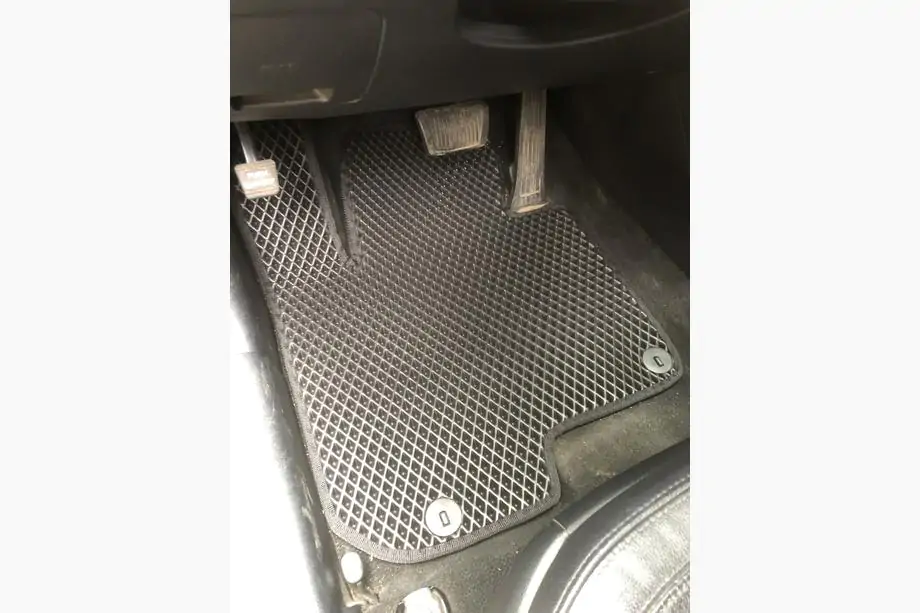 Kia Sportage 2010-2015 EVA Floor Mats V1 (black) Image