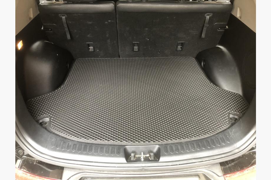 Kia Sportage 2010-2015 Trunk Mat (EVA, Black) Image