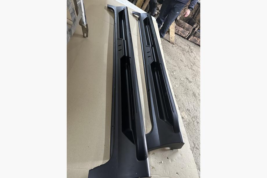Kia Sportage 2004-2010 CLEARANCE! Side plastic running boards (without brackets, as shown in the photo) Image