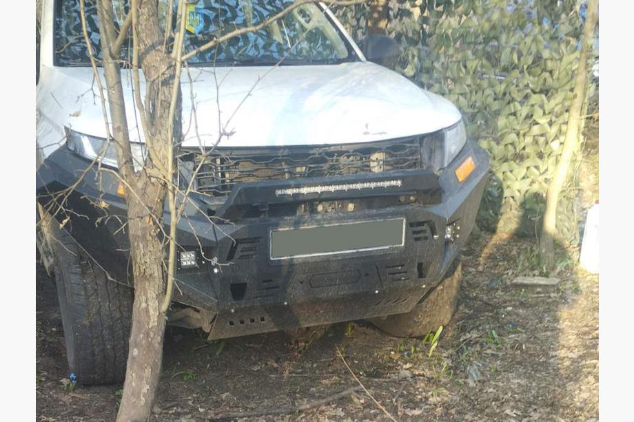 Mitsubishi L200 2015-2024 Front bumper with skid plate Dakar (2019+) Photo 4