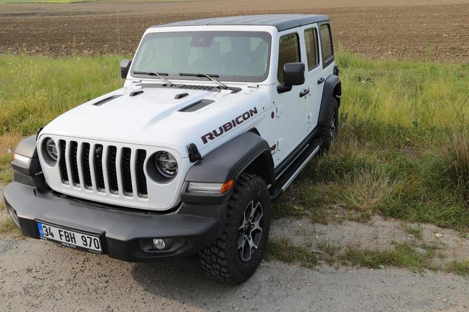Jeep Wrangler 2018- Side Steps RedLine (2 pcs, Aluminum) Image