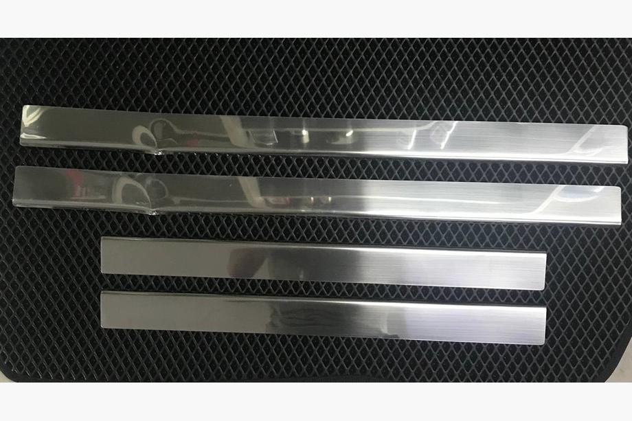 Mercedes E-class W124 1984–1997 SALE! Carmos Stainless Steel Door Sill Protectors (4 pcs) Image