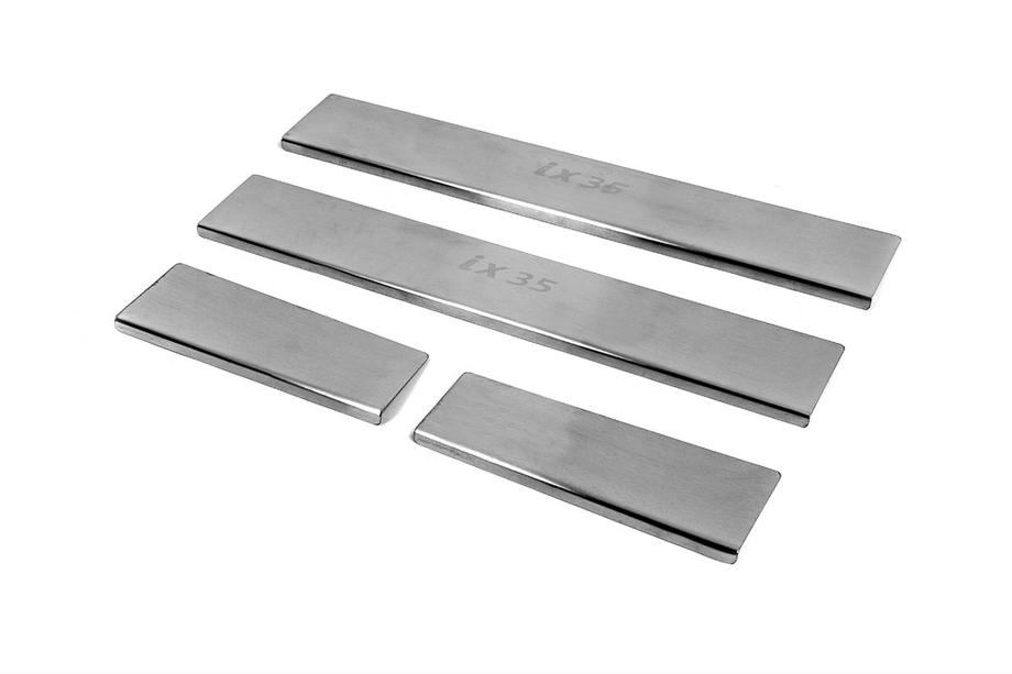 Hyundai IX-35 2010-2015 Door Sill Protectors Carmos V3 (4 pcs, Stainless Steel) Image