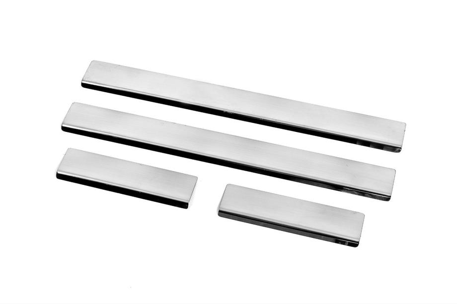 Renault Duster 2008–2017 Door Sill Protectors Carmos V3 (4 pcs, Stainless Steel) Image