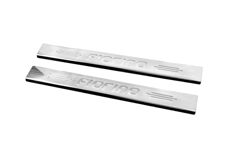 Fiat Fiorino/Qubo 2008-2024 Door Sill Protectors Carmos V4 (2 pcs, Stainless Steel) Image