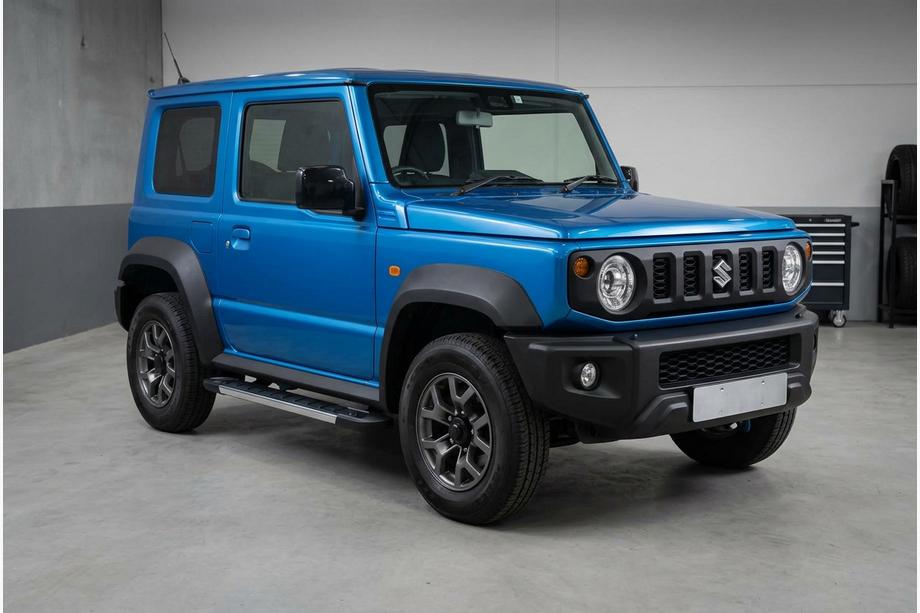 Suzuki Jimny 2018- Side Steps RedLine (2 pcs, Aluminum) Image