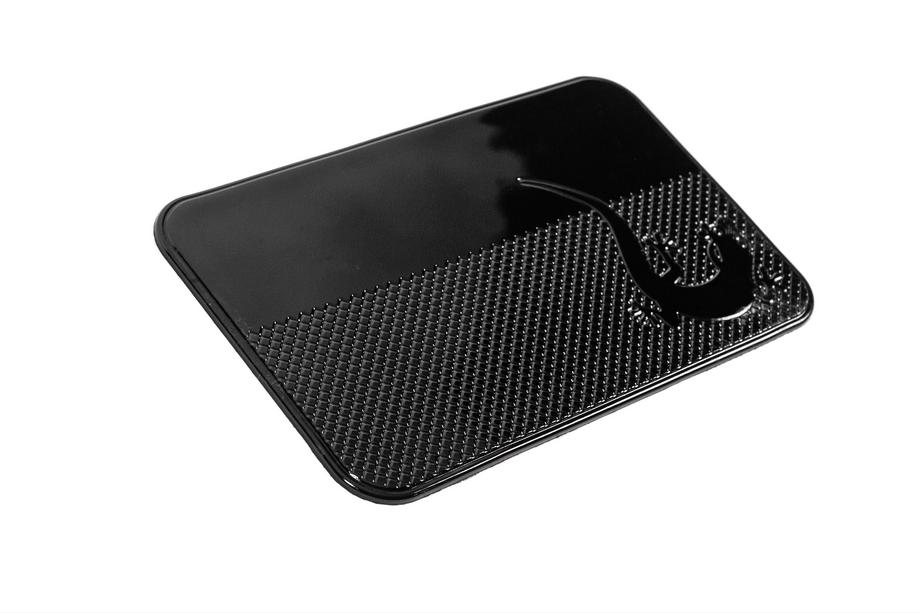 Non-slip dashboard mat 150x90 (Proswisscar) Photo 3