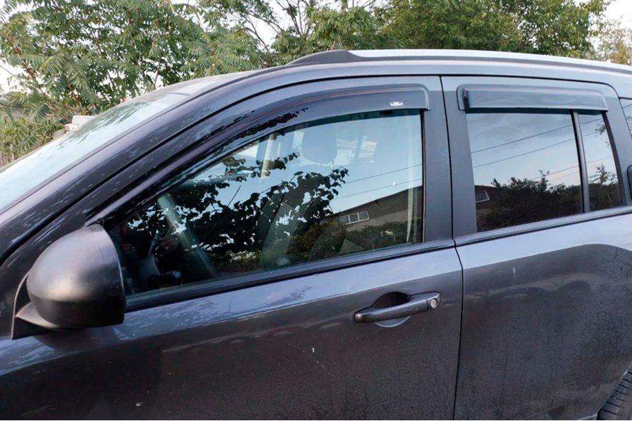 Jeep Compass 2006-2016 Window Deflectors (4 pcs, HIC) Image