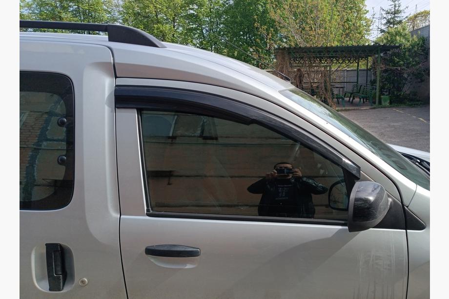 Dacia Dokker 2013-2022 Window Deflectors (2 pcs, Sunplex Sport) Photo 2
