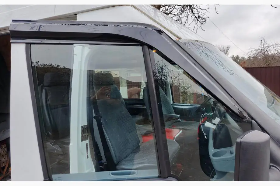 Ford Transit 2000–2014 Window Deflectors (2 pcs, Sunplex Sport) Photo 1
