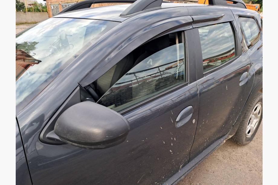 Dacia Duster 2008-2018 Window Deflectors (4 pcs, Sunplex Sport) Photo 1
