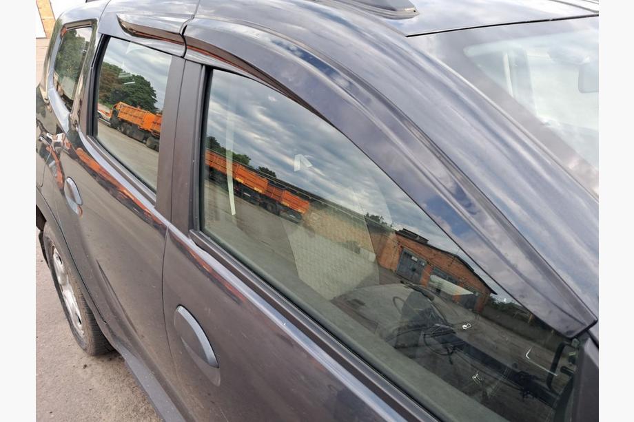 Dacia Duster 2008-2018 Window Deflectors (4 pcs, Sunplex Sport) Photo 4