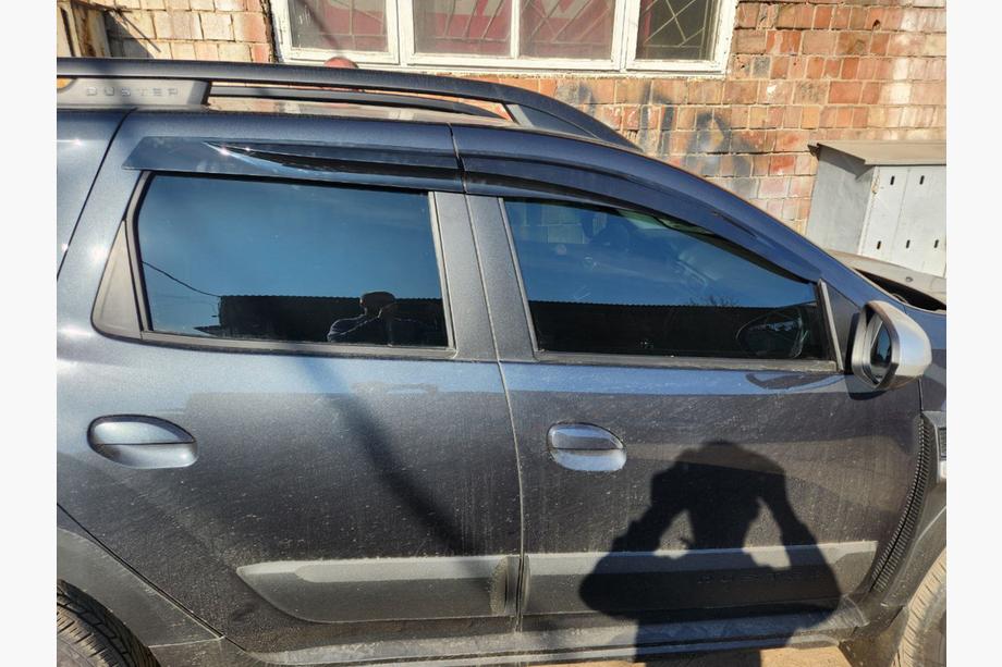 Dacia Duster 2018-2024 Window Deflectors (4 pcs, Sunplex Sport) Photo 5