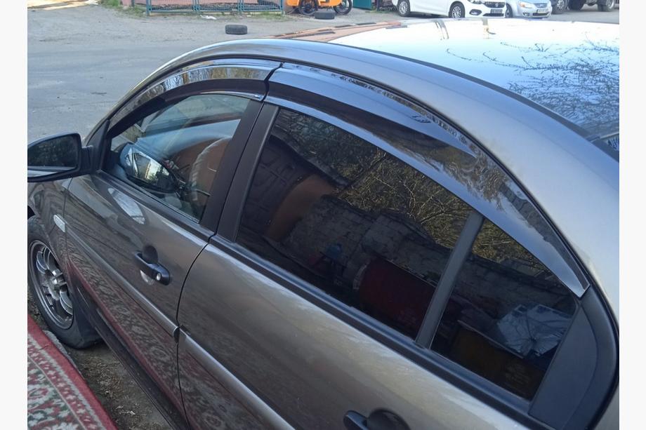 Hyundai Accent 2006-2010 Window Deflectors (4 pcs, Sunplex Sport) Photo 6