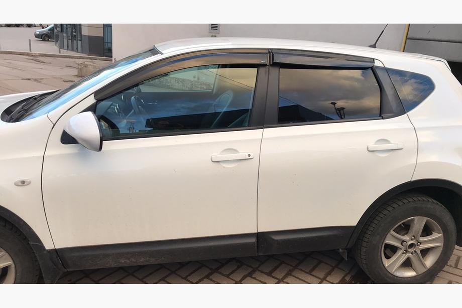 Nissan Qashqai 2010-2014 Window Deflectors (4 pcs, Sunplex Sport) Image