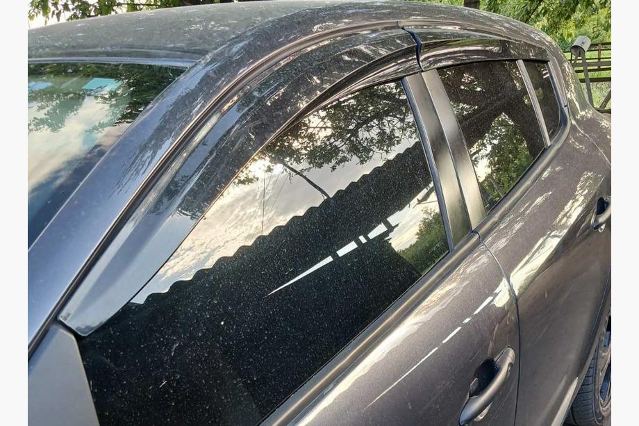 Renault Megane III 2009-2016 Window Deflectors HB (4 pcs, Sunplex Sport) Image
