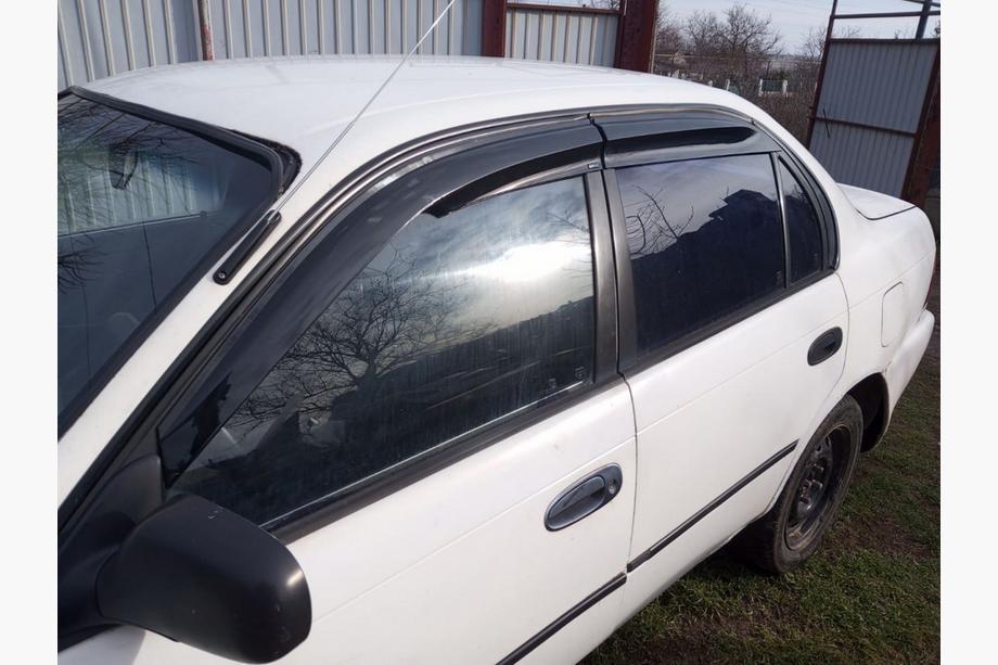 Toyota Corolla 1993-1998 Window Deflectors (4 pcs, Sunplex Sport) Image
