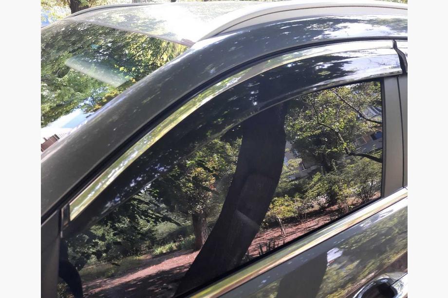 Hyundai Tucson TL 2016-2021 Window Deflectors with Chrome Trim (4 pcs, Sunplex Chrome) Photo 1
