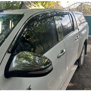 Window Deflectors with Chrome Trim (4 pcs, Sunplex Chrome) Toyota Hilux 2015- photo 3