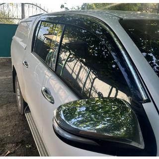 Window Deflectors with Chrome Trim (4 pcs, Sunplex Chrome) Toyota Hilux 2015- photo 4