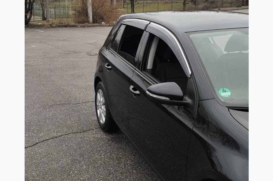 Volkswagen Golf 5 2003-2009 Window Deflectors with Chrome Trim (4 pcs, Sunplex Chrome) Image