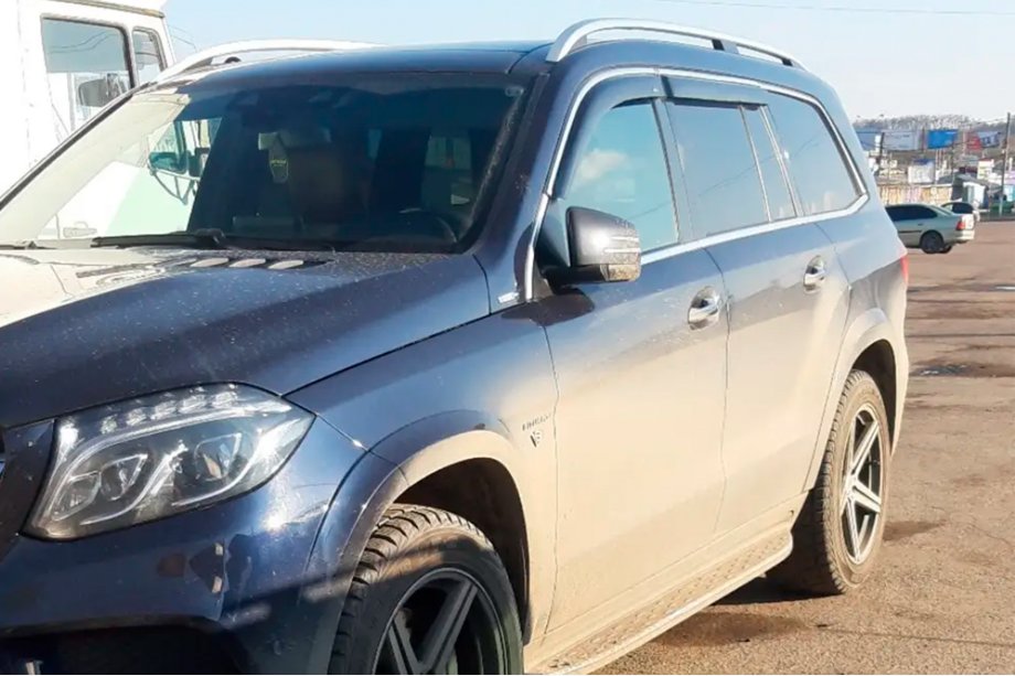 Mercedes GLE W167 2018- Window deflectors with chrome trim (4 pcs, HIC) Image