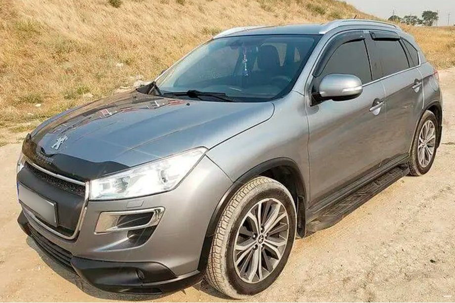 Peugeot 4008 2012-2017 Window Deflectors (4 pcs, HIC) Image