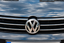 Volkswagen Passat B8 2015-2023 Front badge (2015-2018) 3G0853601B photo 1