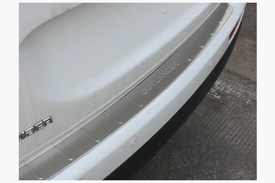 Mitsubishi Outlander 2012-2021 Rear Bumper Protector Libao (2015-2018, Stainless Steel) Image